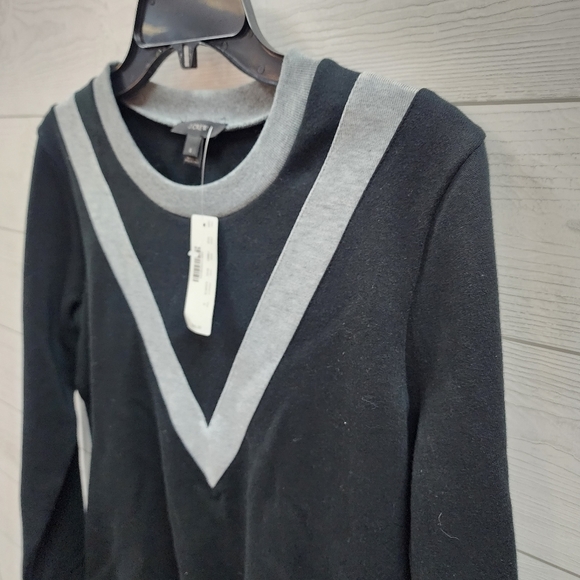 J. Crew Pullover Sweatshirt - Picture 3 of 8